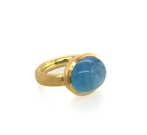 Ring Gold 750 Aquamarin cabochon 10.45ct - R184