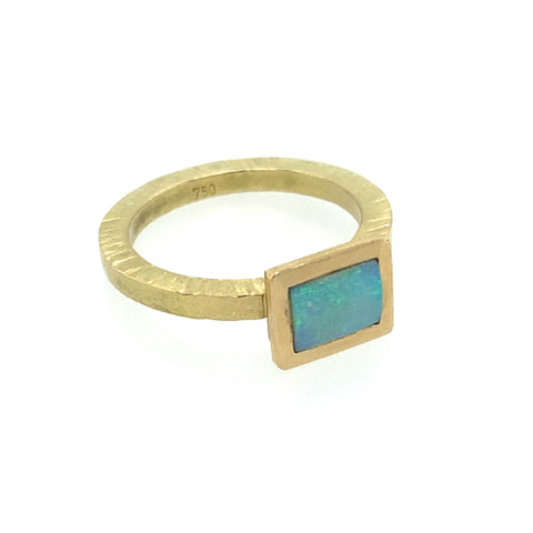 Ring  Gold 750 Opal - R61